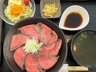 KANOU - ローストビーフ丼