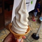 和栗や - 栗薫ソフトクリーム 350円