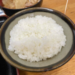 とんかつ 栄ちゃん - ぴかぴかご飯。大好き。