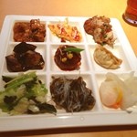 柿安 三尺三寸箸 春日井店 - ビュッフェは食いやめ時がわからない。