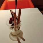 クィーンズソフトクリームカフェ 札幌エスタ - 