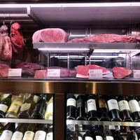 飯家くーた 銀座七丁目店 - ショーケース