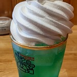 Komeda Kohi Ten - ｸﾘｰﾑｿｰﾀﾞ600円