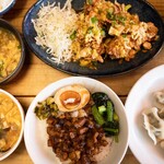 台湾ダイニングカフェ 行天 - ランチメニューより