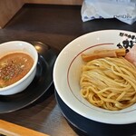 Tonkotsu Chuukasoba Gantare - 