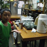 みや川 - 注文はメモ用紙に自分で書いておばあちゃんまで。