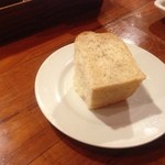 ALBA - ＋１００円やったかな？　天然酵母のパン１３・７月