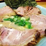 チャーシュー麺。