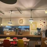 台湾ダイニングカフェ 行天 - 大人数でのテーブルのご用意も可能です。