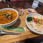 たっぷり野菜のベトナム食堂 SAIGON CAFE - 