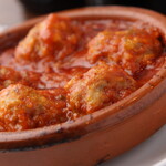 고기 만두의 토마토 삶은 알본 디가스