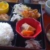 金亀亭 - 料理写真:ワンコインランチ税別です