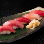 Tuna nigiri Sushi (5 pieces)