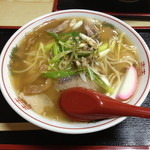 福栄食堂 - 中華そば530円