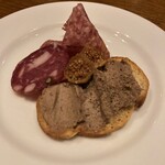 カーヴ - アミューズ