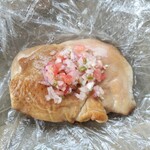 CEDAR WORKS - 料理写真:鶏むね肉(フレッシュサルサソース付き)