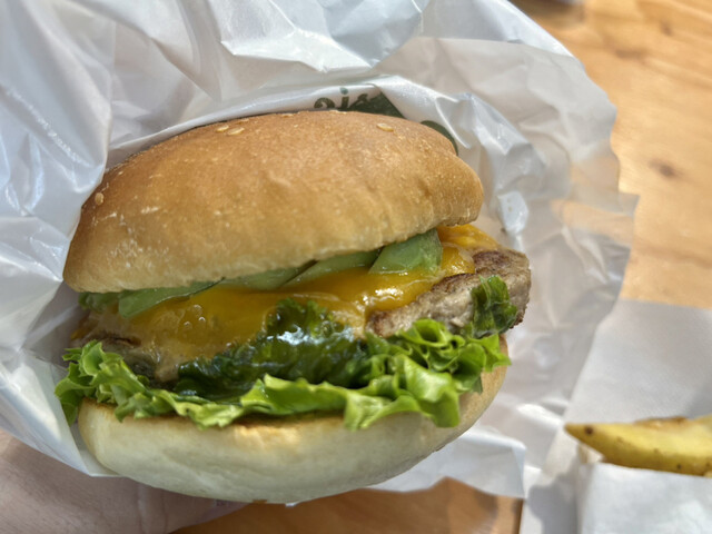Freshness Burger Shibuya Higashi Ten photo 5