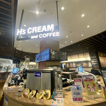 H'S Cream And Coffee - カウンター