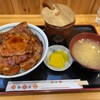 ぶた丼のとん田