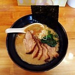 チャーシュー麺。