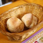 BEAU GARCON - ランチセットの自家製パン（アニス、フェンネンル風味）