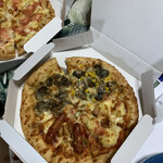 ピザクルサ - 料理写真: