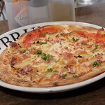 トリワイン ＰＩＫＯＳＨＨＨＵ - たけのこと桜えびのピザ