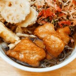 リカースタンド　ベルハウス - キホン、トリ天そばです。（笑）