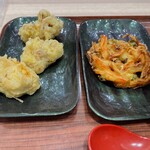 うどんSOBA 141 - かけ(温)＋かき揚げ＋鶏天