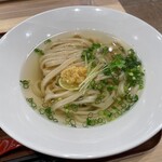 うどんSOBA 141 - かけ(温)＋かき揚げ＋鶏天