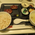 牛タンレストラン陣中 - 定食