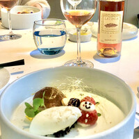 ザ モメンタム バイ ポルシェ - ドルチェはティラミスとアイスとイチゴ