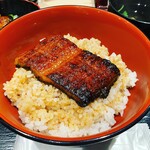 うなぎのうな泰 - 鰻丼550円