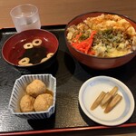 Tori Tarou - 鶏天丼