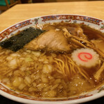 Echigo Soba - ラーメンのスープは温め直してくれて熱々！