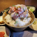 北の味紀行と地酒 北海道 - 北の漁師の海鮮丼（ご飯大盛り）