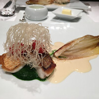 メゾン ポール・ボキューズ - イトヨリのポワレ ルッコラの白ワインソース