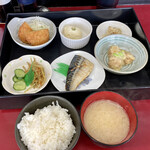 つなぐ家 - 週変りつなぐ家定食