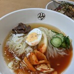 平壌冷麺食道園 - 