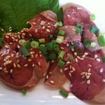 地球屋にんげん亭 - 日向鶏の白レバー霜降り刺し
      ¥500