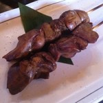 地球屋にんげん亭 - 日向鶏の白レバー串焼き ¥200