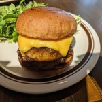 BRISK STAND - 焼きパインチーズバーガー