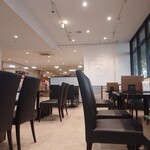 Casual Dining Ebi - 店内の様子