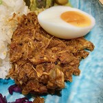 Supaisu Kare Takamaru - 無水トマトチキンカレー(野菜だけの水分で手羽元をコトコト煮込み旨味を凝縮)