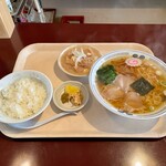 Benten - ラーメン定食