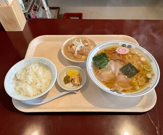 Benten - ラーメン定食