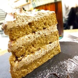 ブック&カフェ ダナポイント_1