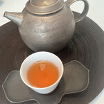 Installation Table ENSO L'asymetrie du calme - 