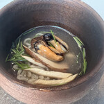 Installation Table ENSO L'asymetrie du calme - 