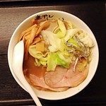 煮干しらーめん青樹 - こってりチャーシュー煮干し。